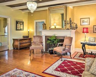 Vintage Louisiana Vacation Rental Home - New Roads - Sala de estar