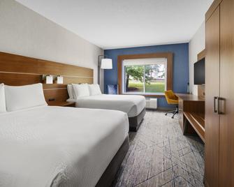 Holiday Inn Express Rochester Ne- Irondequoit, An IHG Hotel - Rochester - Bedroom