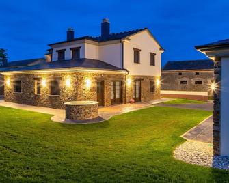 Apartamentos Rurales Lola Penarronda - Castropol - Edifici