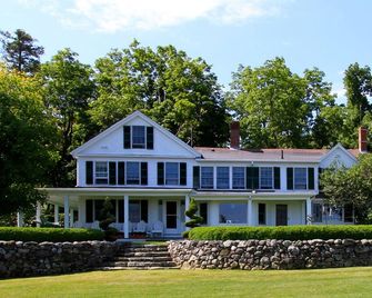 Maguire House Bed and Breakfast - Ashburnham - Building
