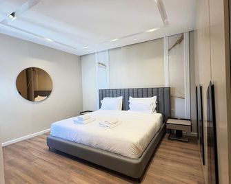 Blue Boutique Apartments 2 - Tirana - Bedroom