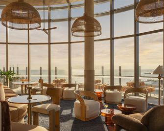 Avani Mooloolaba Beach Hotel - Mooloolaba - Restaurant