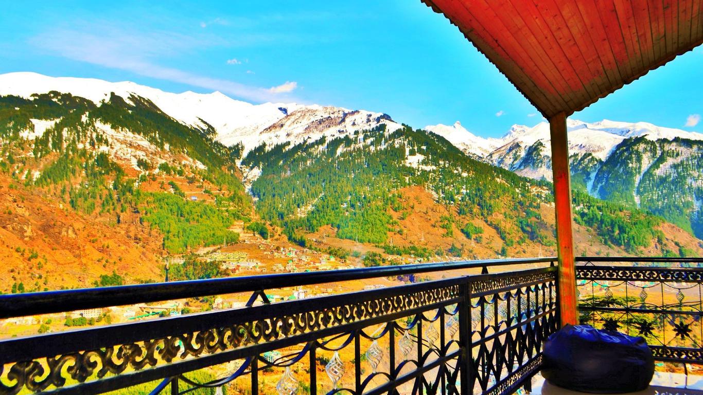 Pause At Manali