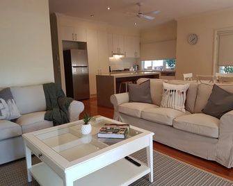 Healesville House - Fig Tree House - Healesville - Huiskamer