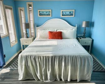 Mendocino Coast Cliffside Cottage - Sea Cloud - Albion - Habitación