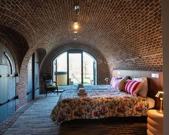 Fort Vuren - Woudrichem - Спальня