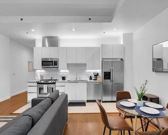 Cozy 1BD Apartment in Tulsa with Gym Access - Tulsa - Kitchen