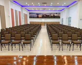 Hotel Hacaritama Colonial - Villavicencio - Sala de reuniones