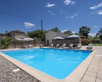 Cottage ROSE 6 pers dans parc d'un château gascon - Montréal - Piscina