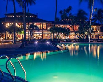 Ranweli Holiday Village - Negombo - Pool