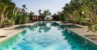 Sukhothai Treasure Resort & Spa - Su-khô-thai - Bể bơi