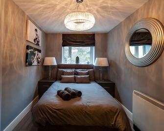 The Town House Kinsale, Hosted by Exquisite holiday homes, sleeps 16 - Kinsale - Habitació