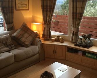 Millfield Self Catering Accommodation - Fort Augustus - Living room