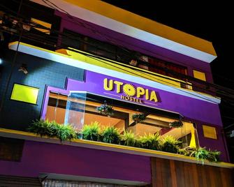 Utopia Hostel - Aparecida - Edifício