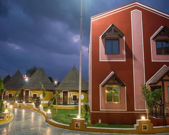 Sun Hotel and Resort - Ābu Road - Edificio