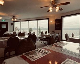 Auberge de la Rivière Saguenay - La Baie - Restaurant