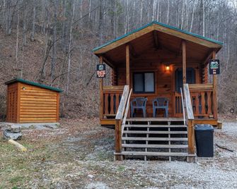 Hillbilly Rockin' Rt 3 Cabins - Ivy Branch Trailhead - Julian