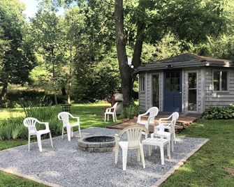 Veda Inn & Cottages - Maggie Valley - Patio