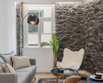Queimada Lodges by An Island Apart - Funchal - Sala de estar