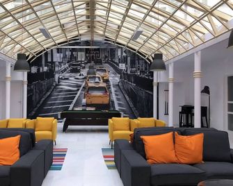 B&b Hotel Maribor Orel - Maribor - Lounge