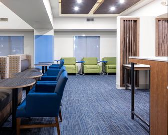 Holiday Inn Express & Suites Cordele North By IHG - Cordele - Lounge