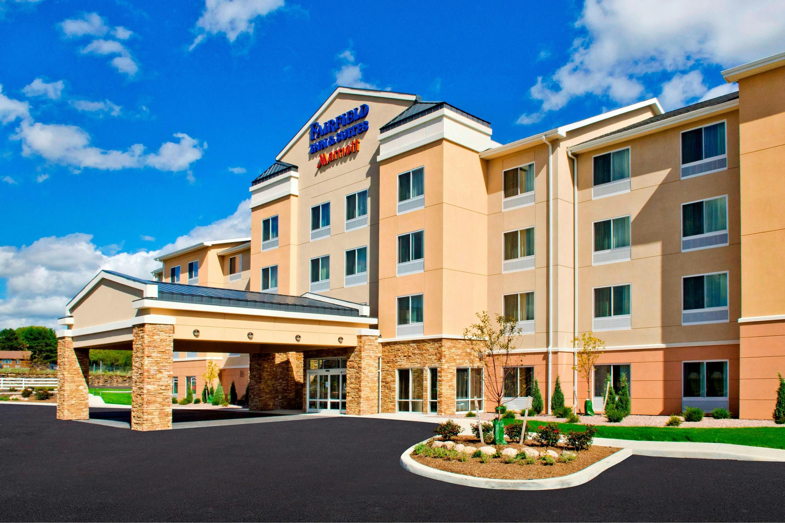 Fairfield Inn & Suites by Marriott Watertown Thousand Islands - Watertown - Budova