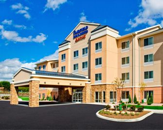 Fairfield Inn & Suites by Marriott Watertown Thousand Islands - Watertown - Budova