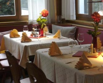 Waldhotel Tropfsteinhohle - Wiehl - Ristorante