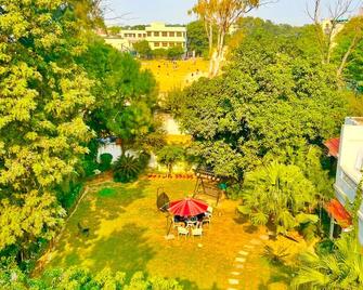 Grand Villa - Amritsar - Patio
