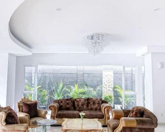 Kembang Hotel Bandung - Bandung - Sala de estar