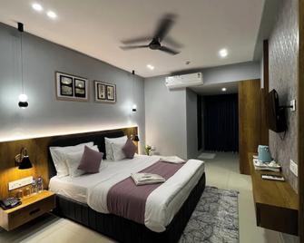 hotel siaan palace - Surat - Bedroom
