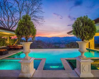 La Toscana Hills - Atenas - Piscina