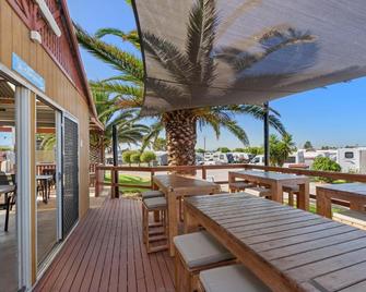 Discovery Parks - Adelaide Beachfront - Stirling - Balcony