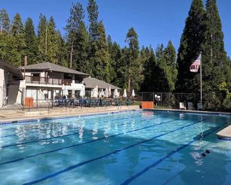 Lakeside Bls Retreat Near Big Trees & Bear Valley - Arnold - Piscina