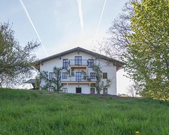 Lindlhof - Seeon-Seebruck - Gebäude