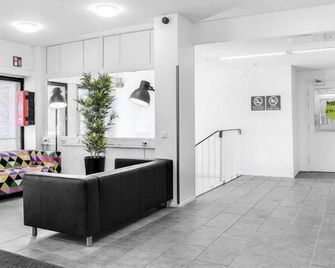 Forenom Hostel Vantaa Aviapolis - Βάνταα - Σαλόνι ξενοδοχείου