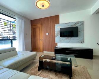 Amueblado Miralles - Santiago de los Caballeros - Living room