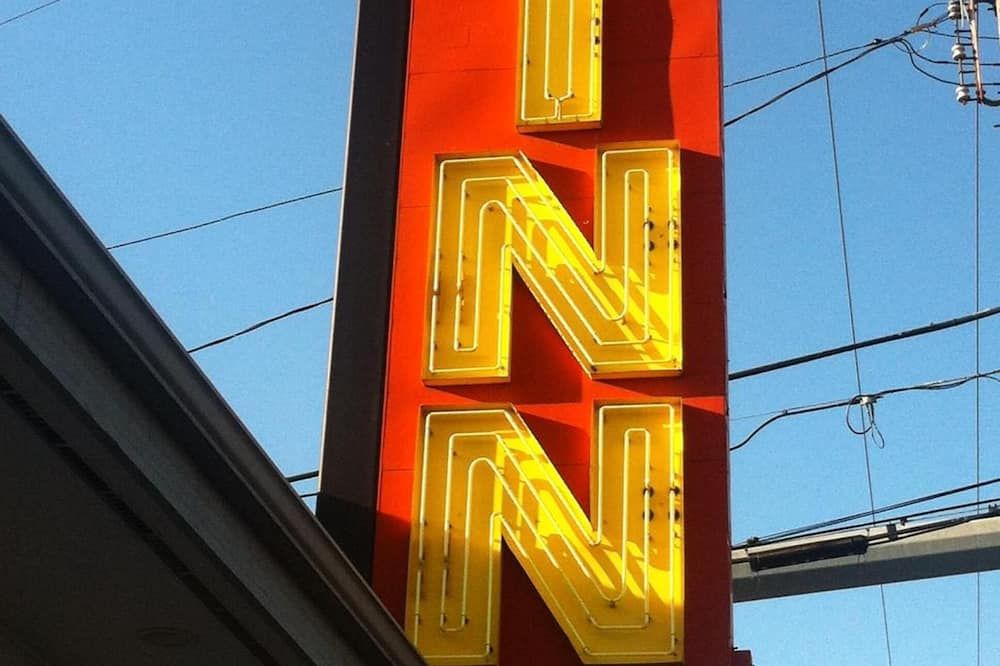 Crown Inn - Seattle - Outdoor view