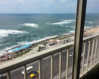 Royal Crown Hotel - Alexandria - Balcony
