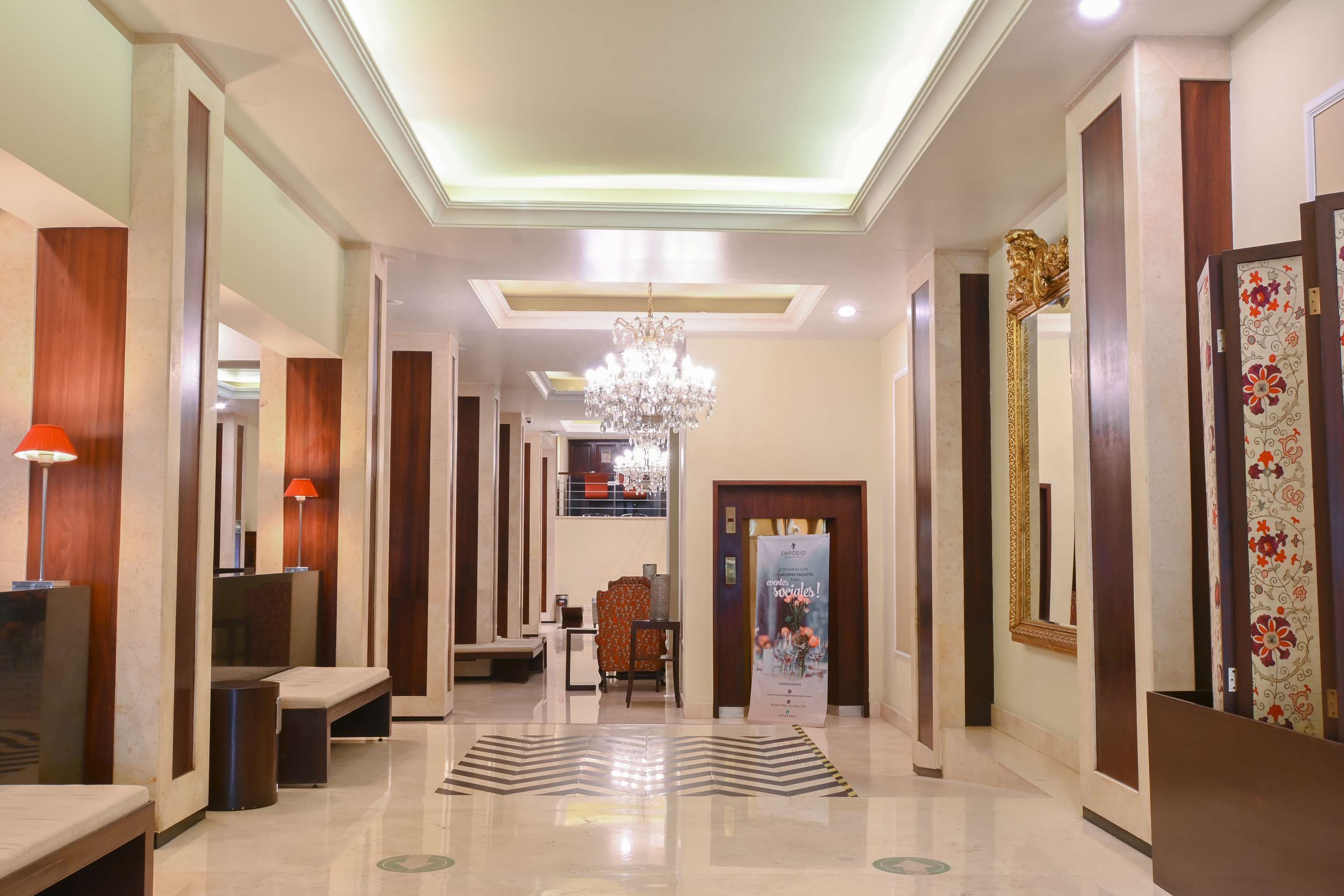 Lobby view of Emporio Reforma
