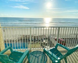 Pirates Cove Resort Studios - Daytona Beach - Balcon