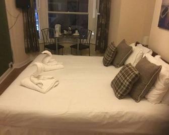 The Dock Inn - Penzance - Yatak Odası