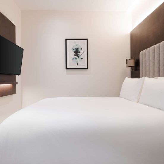 Rove Hotel London Paddington image 1