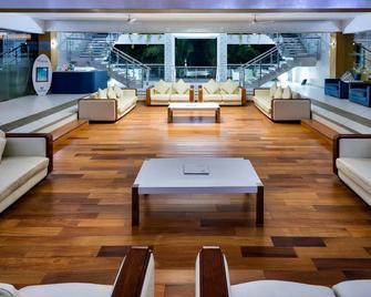 Grande Bay Resort and Spa Mamallapuram - Mahabalipuram - Lounge