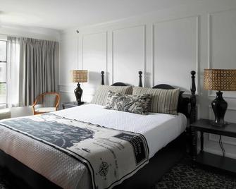 Cow Hollow Inn and Suites - San Francisco - Bedroom