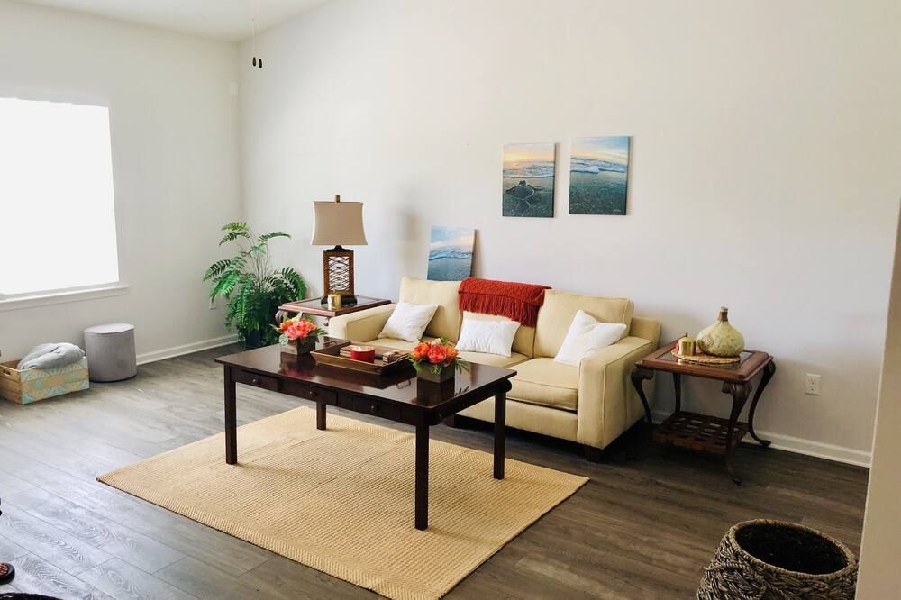 107-B Flamingo Getaway - Palatka - Sala de estar