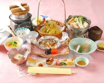Takato Sakura Hotel - Ina