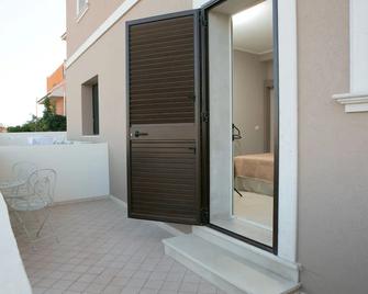 Morfeo Luxury Rooms - Pozzallo - Balcón