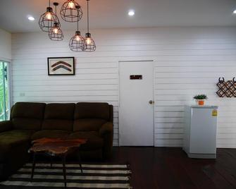 River Breeze - Chachoengsao