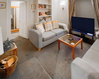 2 bedroom accommodation in Alford - Alford - Sala de estar